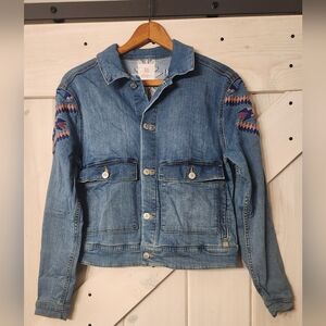 LuLaRoe Jaxon Denim Trucker Jacket. Size M. Embroidered Aztec Design.